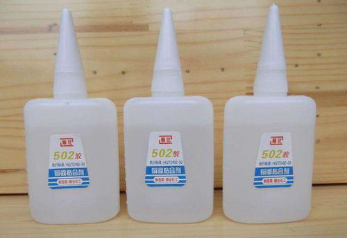 502膠水能否粘接金屬？全面解析膠水特性與使用建議